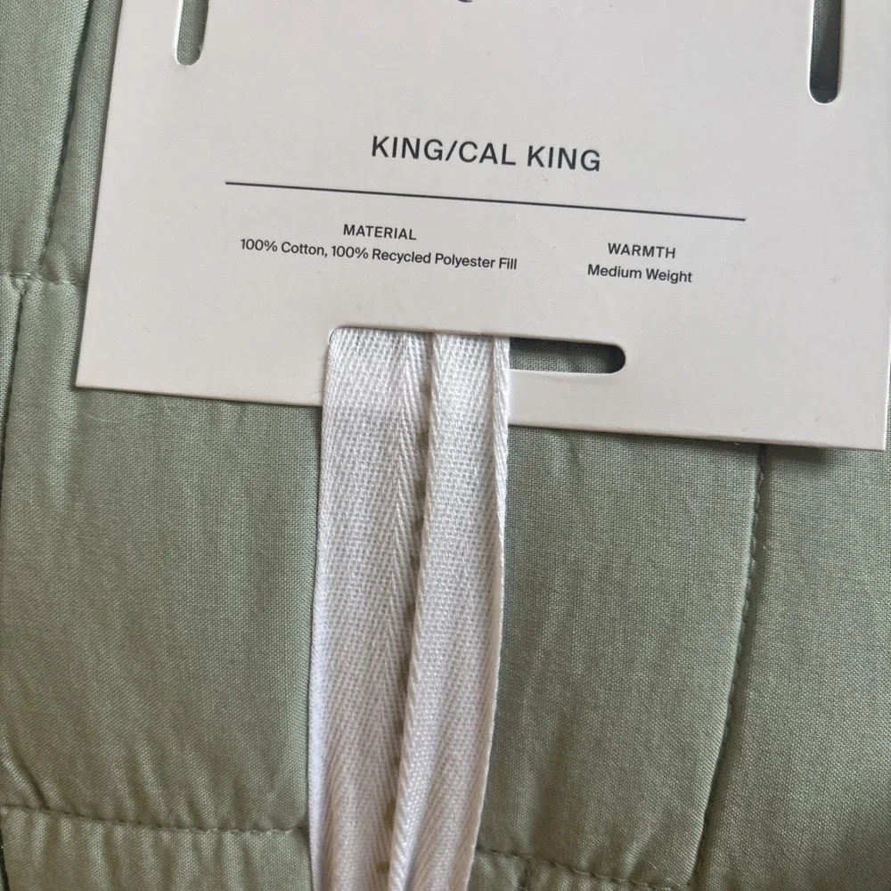 King / California King Size Cozy Block Quilt - Parachute Color ~ Jade